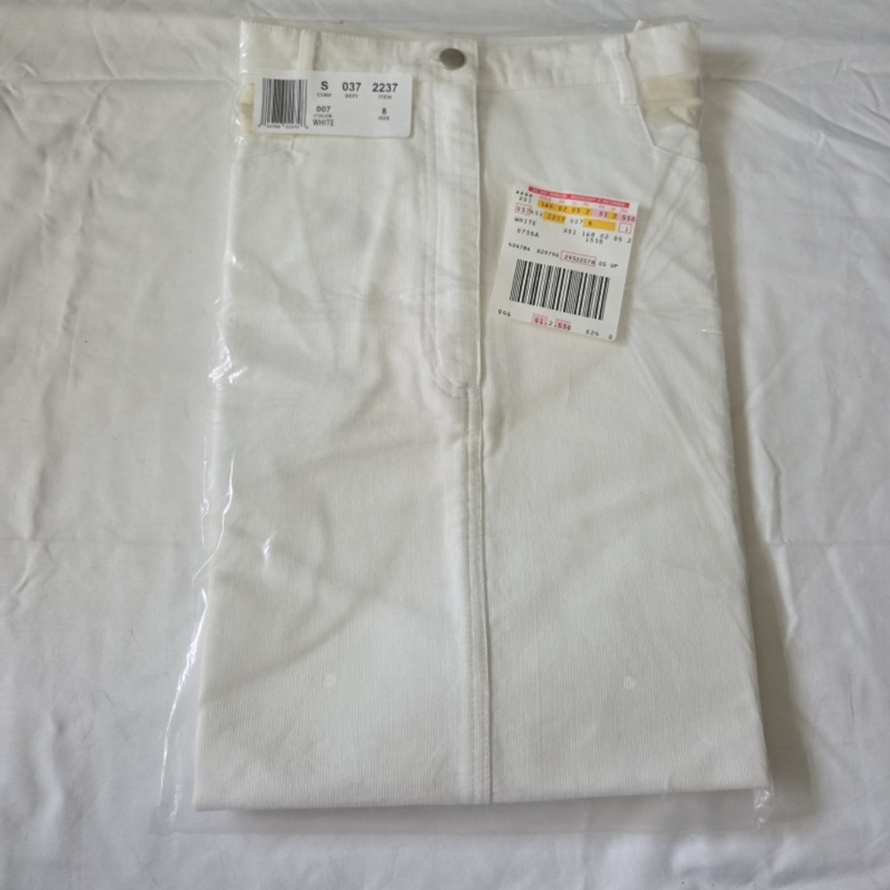 New reflections women's size 8 white skirt #WS1